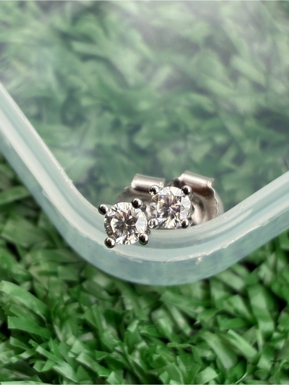 VVS1 GRA Certified Diamond Stud Earrings Silver‼️👀🧊